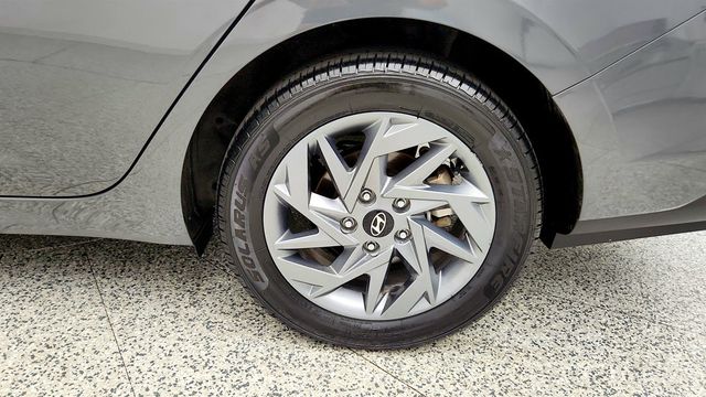 2024 Hyundai Elantra SEL IVT - 23049048 - 8
