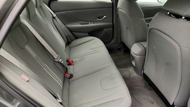 2024 Hyundai Elantra SEL IVT - 23049053 - 22
