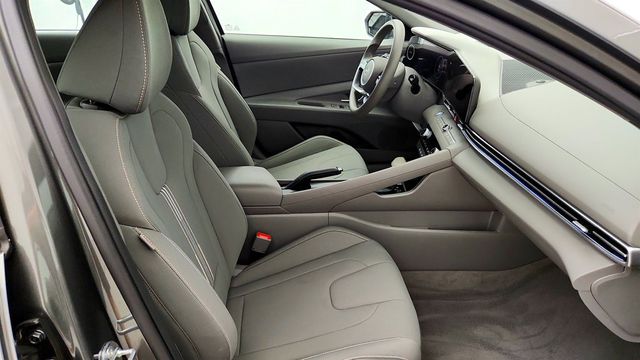 2024 Hyundai Elantra SEL IVT - 23049053 - 23