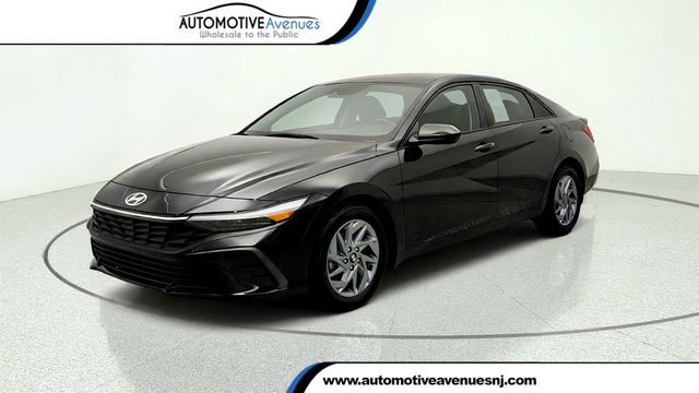 2024 Hyundai Elantra SEL IVT - 23049798 - 0