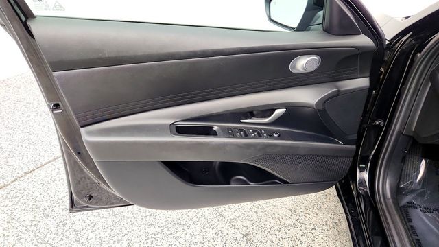 2024 Hyundai Elantra SEL IVT - 23049798 - 9