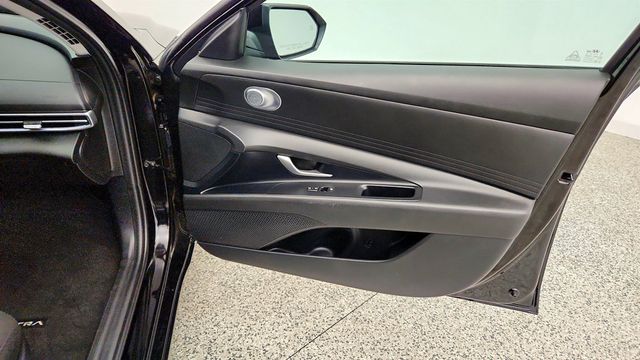 2024 Hyundai Elantra SEL IVT - 23049798 - 24