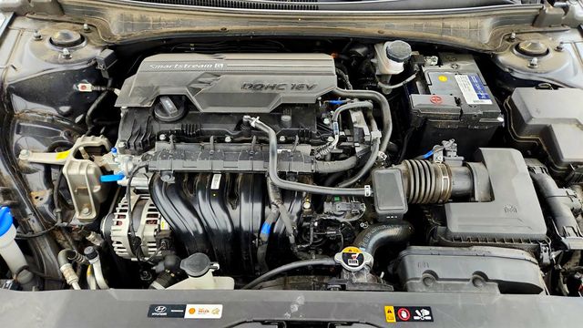 2024 Hyundai Elantra SEL IVT - 23049798 - 25