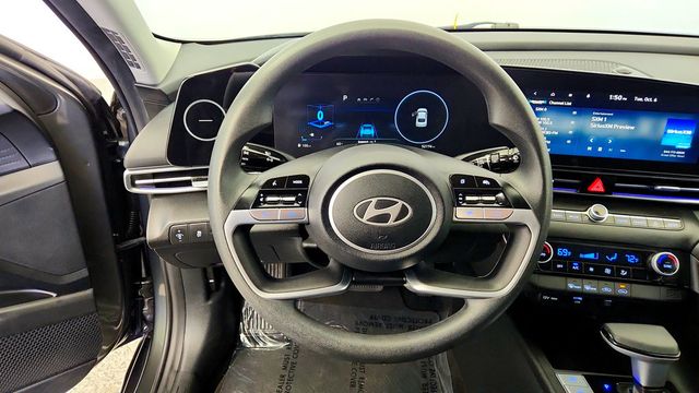 2024 Hyundai Elantra SEL IVT - 23091786 - 12