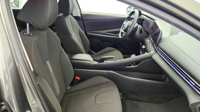 2024 Hyundai Elantra SEL IVT - 23091786 - 22