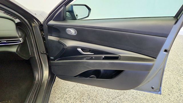 2024 Hyundai Elantra SEL IVT - 23091786 - 24