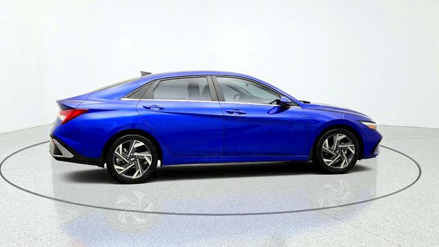2024 Hyundai Elantra SEL IVT - 23094184 - 3