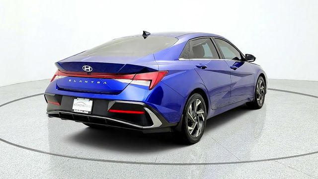 2024 Hyundai Elantra SEL IVT - 23094184 - 4