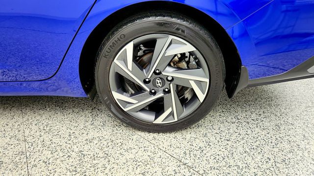 2024 Hyundai Elantra SEL IVT - 23094184 - 8