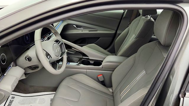 2024 Hyundai Elantra SEL IVT - 23099933 - 19