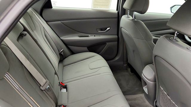 2024 Hyundai Elantra SEL IVT - 23099933 - 22