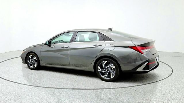 2024 Hyundai Elantra SEL IVT - 23099933 - 6