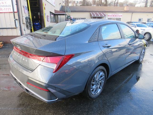 2024 Hyundai Elantra SEL IVT(clear title) - 22961957 - 4
