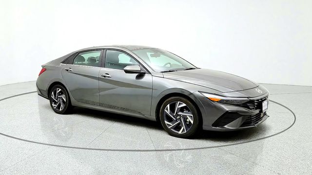 2024 Hyundai Elantra SEL IVT w/ Convenience Pkg, Sunroof & Heated Seats - 23099933 - 2