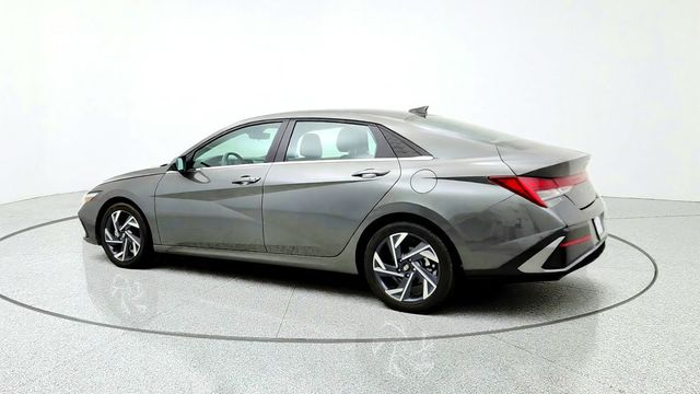2024 Hyundai Elantra SEL IVT w/ Convenience Pkg, Sunroof & Heated Seats - 23099933 - 6
