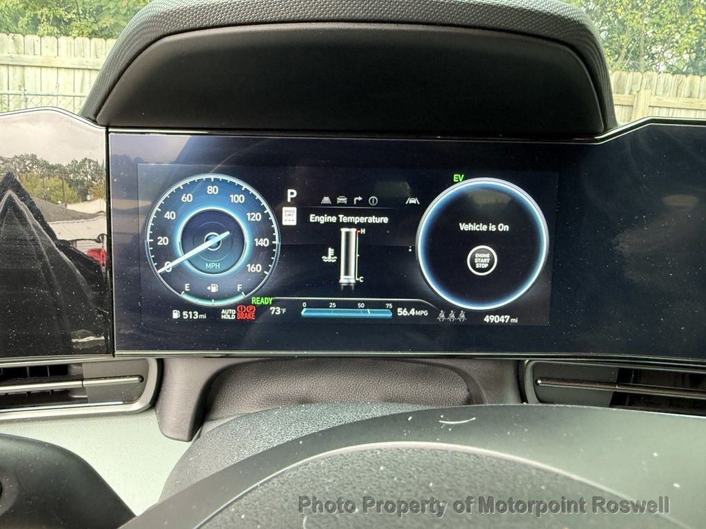 Hyundai Elantra photo 3