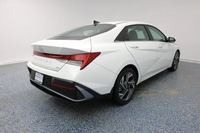 2024 Hyundai Elantra Hybrid Limited DCT - 22938137 - 2