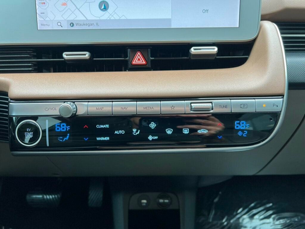 2024 Hyundai IONIQ 5 Disney100 Platinum Edition Dual Motor AWD - 23059472 - 25