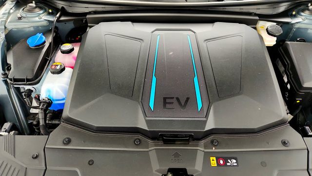 2024 Hyundai IONIQ 5 Limited AWD - 23014761 - 27