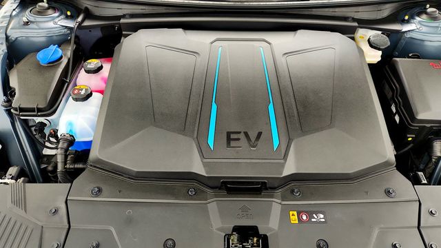 2024 Hyundai IONIQ 5 Limited AWD - 23015373 - 27