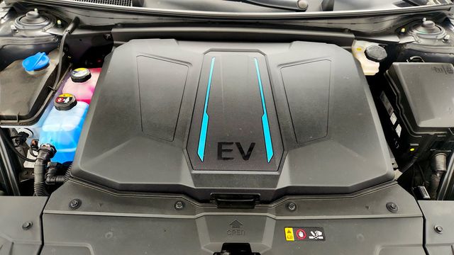 2024 Hyundai IONIQ 5 Limited RWD - 23014763 - 27