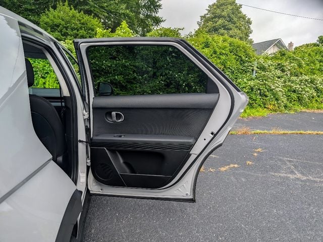2024 Hyundai IONIQ 5 SEL - 23054743 - 11