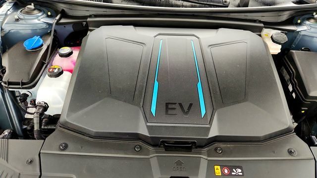 2024 Hyundai IONIQ 5 SEL AWD - 23014735 - 25