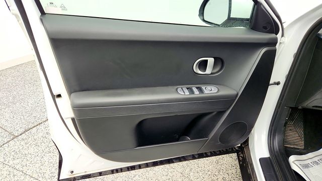 2024 Hyundai IONIQ 5 SE RWD - 23012881 - 9