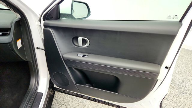 2024 Hyundai IONIQ 5 SE RWD - 23012881 - 25