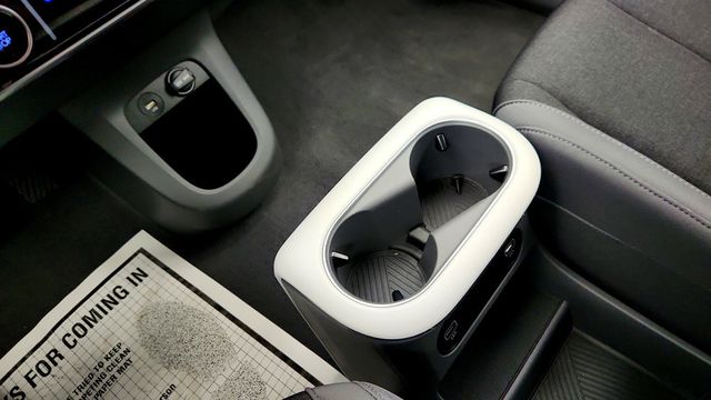 2024 Hyundai IONIQ 5 SE RWD - 23015902 - 14