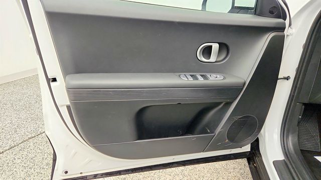 2024 Hyundai IONIQ 5 SE Standard Range - 23015786 - 9