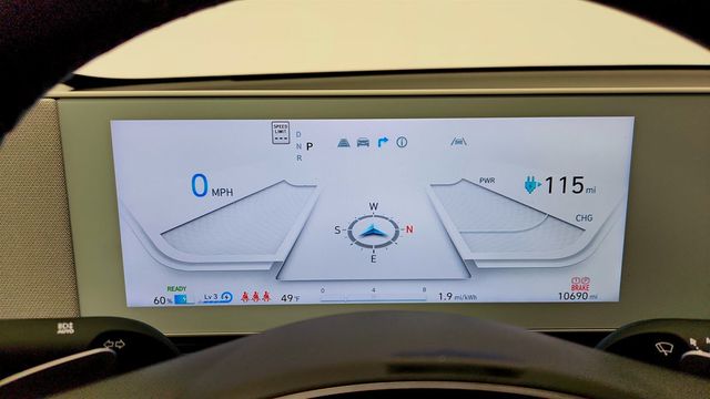 2024 Hyundai IONIQ 5 SE Standard Range - 23015786 - 13