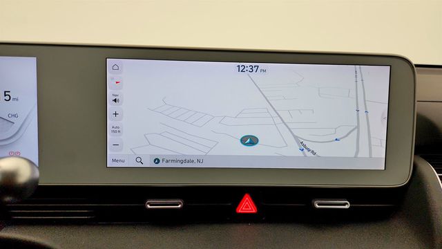 2024 Hyundai IONIQ 5 SE Standard Range - 23015786 - 18