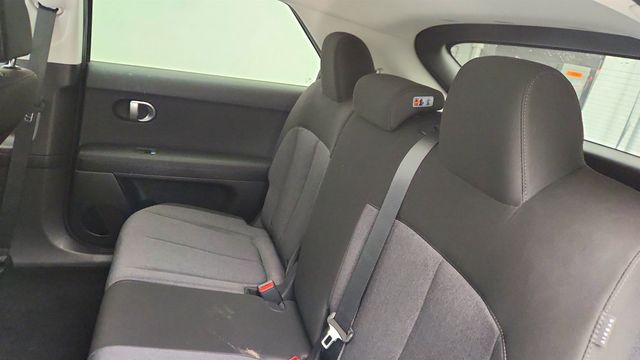2024 Hyundai IONIQ 5 SE Standard Range - 23015807 - 19