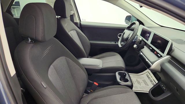 2024 Hyundai IONIQ 5 SE Standard Range - 23015807 - 22
