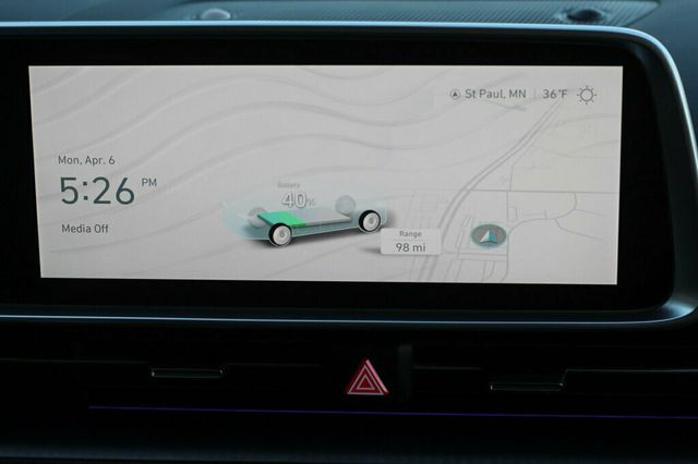 2024 Hyundai IONIQ 6 AWD ONE OWNER SEL EV W/ NAVIGATION, LEATHER NEW TIRES - 23009257 - 13