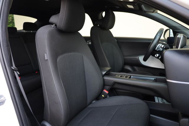 2024 Hyundai IONIQ 6 SE - 23018930 - 24