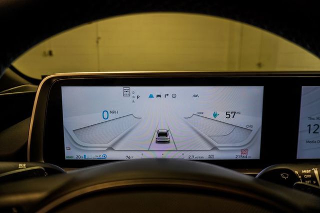 2024 Hyundai IONIQ 6 SE AWD - 23021036 - 30