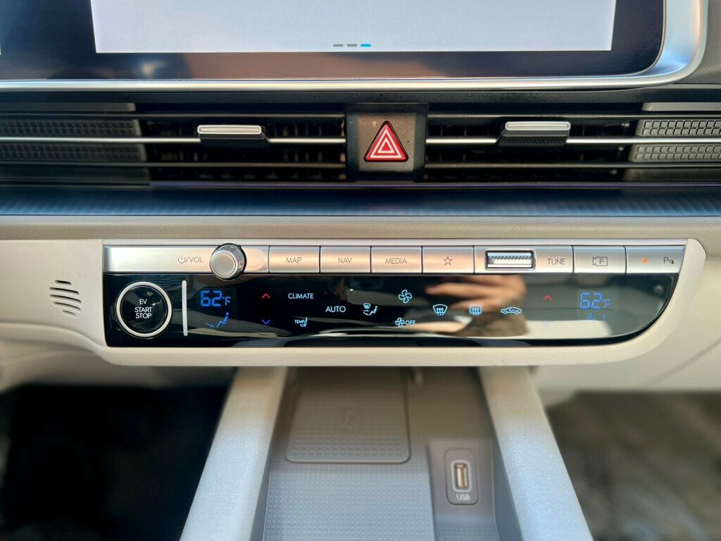 2024 Hyundai IONIQ 6 SEL - 23014010 - 27