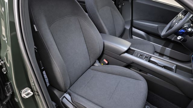 2024 Hyundai IONIQ 6 SE RWD - 23087471 - 39