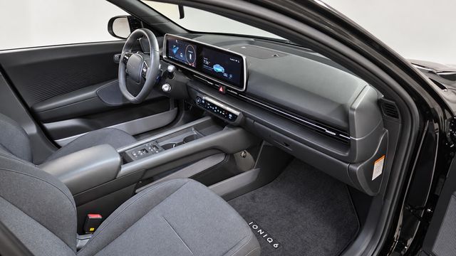 2024 Hyundai IONIQ 6 SE RWD - 23087471 - 40