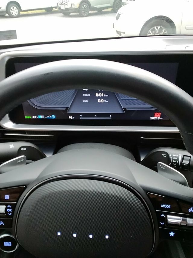 2024 Hyundai IONIQ 6 SE RWD - 23042778 - 13