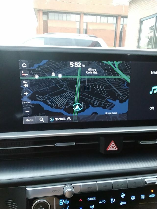 2024 Hyundai IONIQ 6 SE RWD - 23042778 - 18
