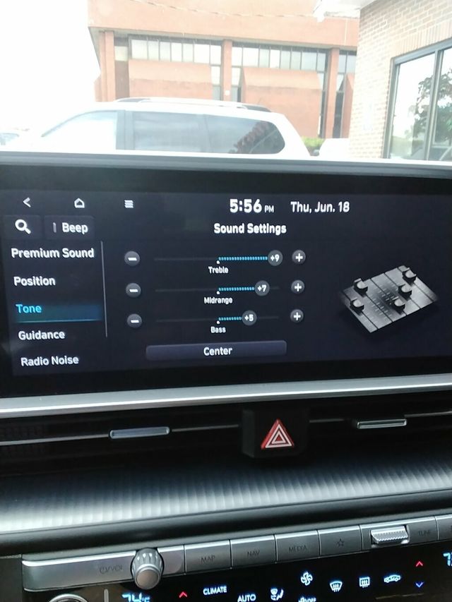 2024 Hyundai IONIQ 6 SE RWD - 23042778 - 22