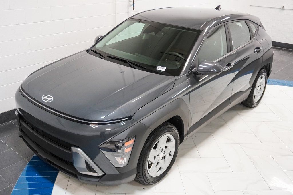 2024 Hyundai Kona SE photo 14