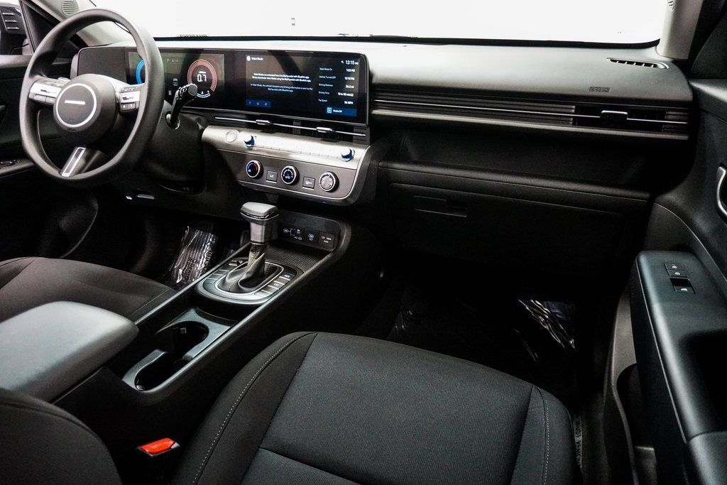 2024 Hyundai Kona SE photo 20