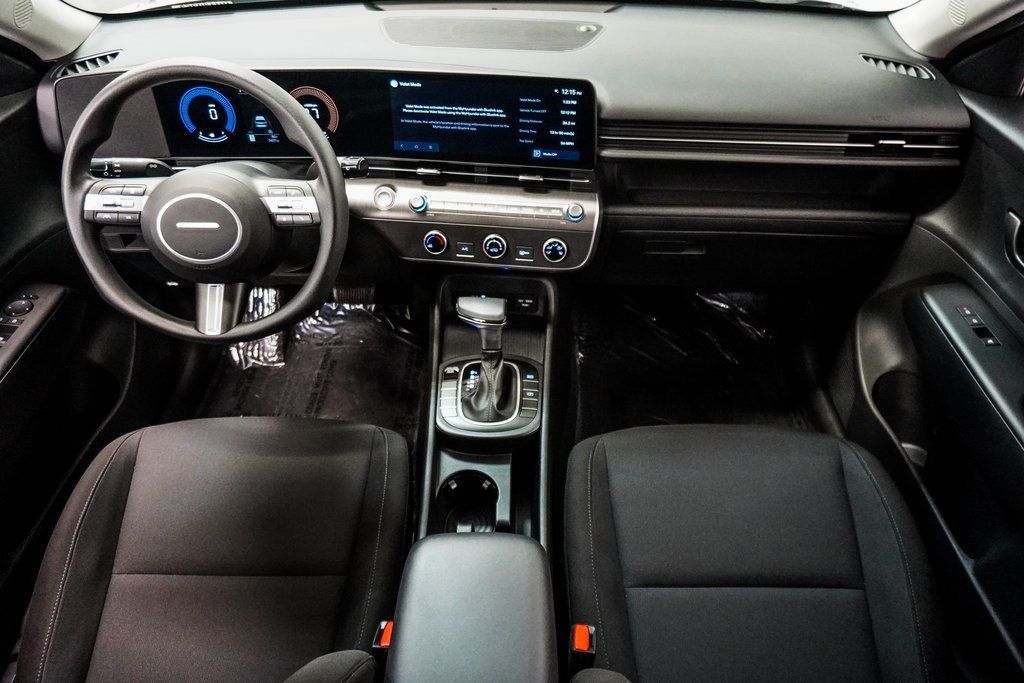2024 Hyundai Kona SE photo 21