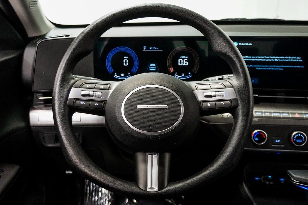 2024 Hyundai Kona SE photo 23
