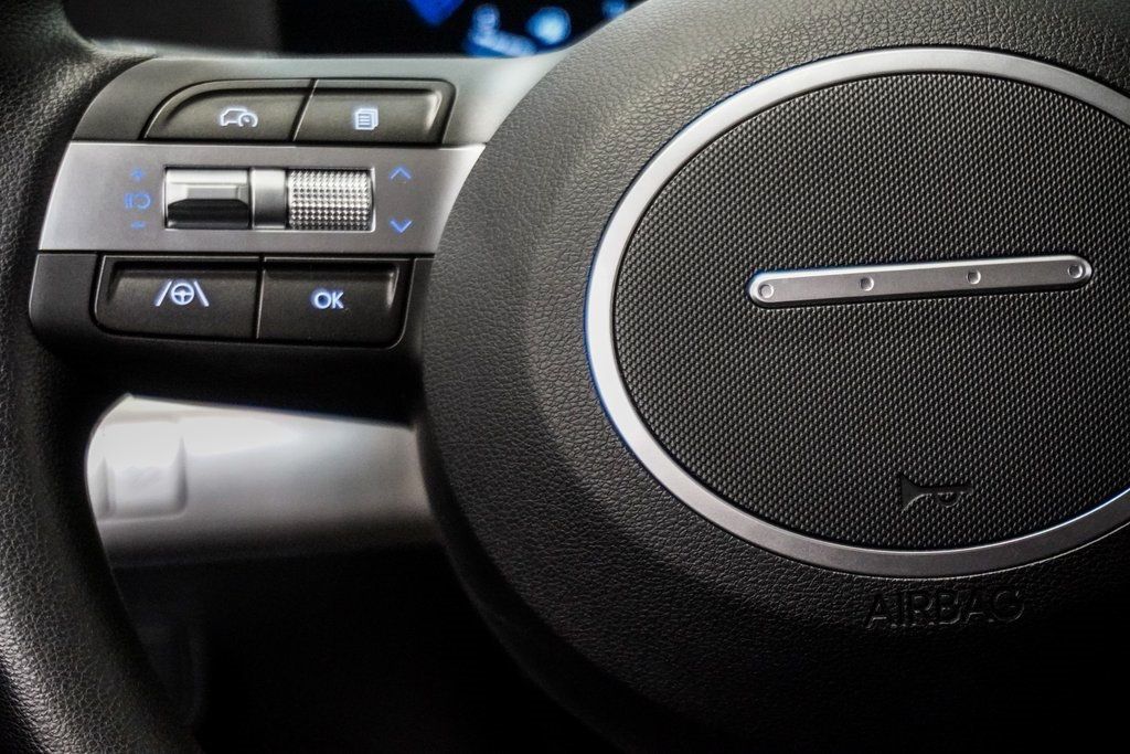 2024 Hyundai Kona SE photo 25