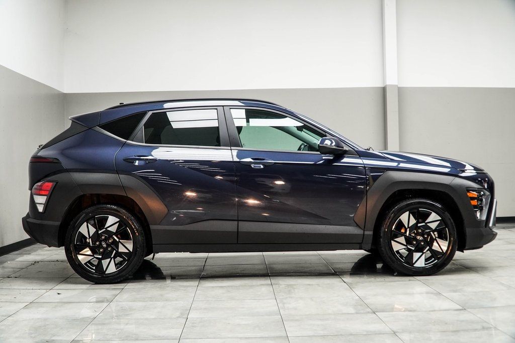2024 Hyundai Kona SEL photo 4